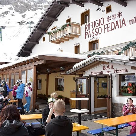 Готель Rifugio Fedaia Мальга-Чапела Екстер'єр фото
